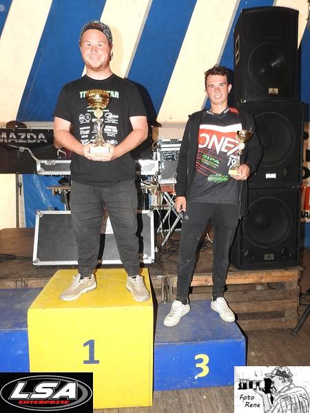 podium (33)-broechm